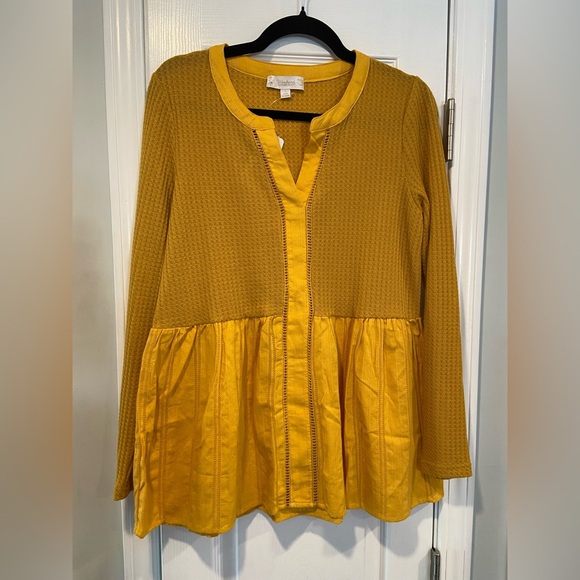 NWT Suzanne Betro Size S Mustard Waffle Knit Knotch Neck Empire Waist Tunic - Picture 1 of 12